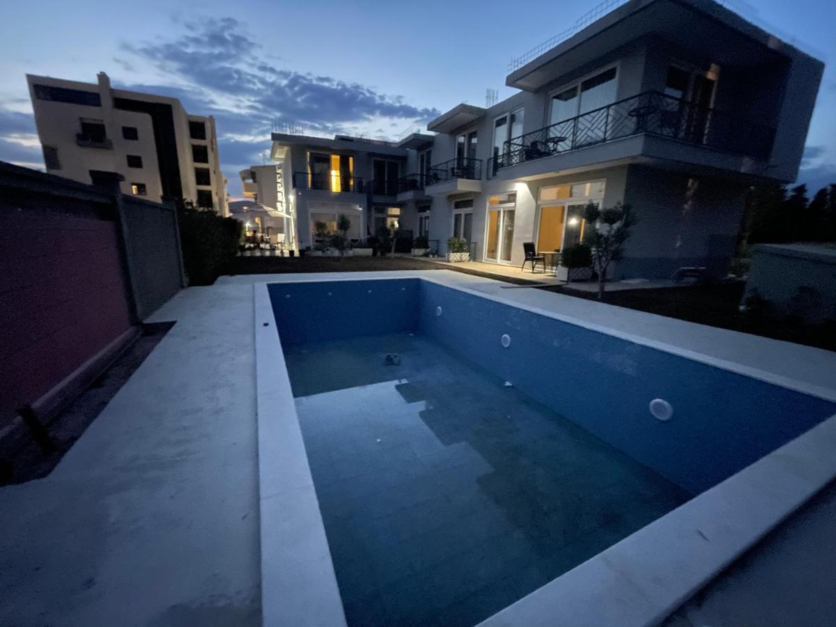 Belami Luxury Apartments Ulcinj Ngoại thất bức ảnh