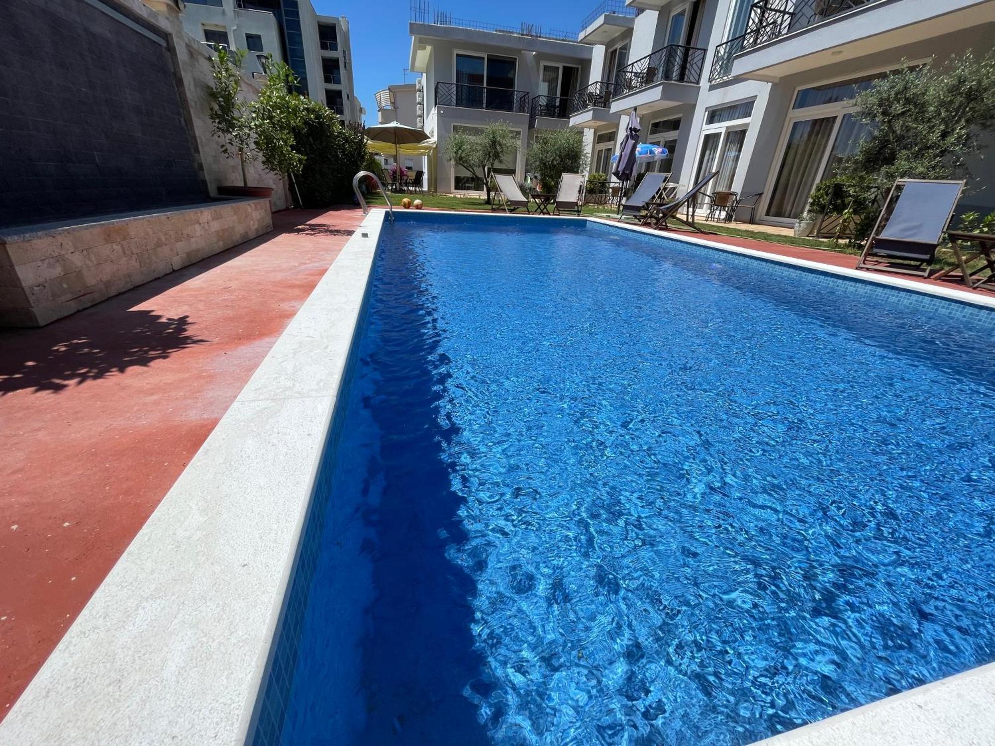 Belami Luxury Apartments Ulcinj Ngoại thất bức ảnh